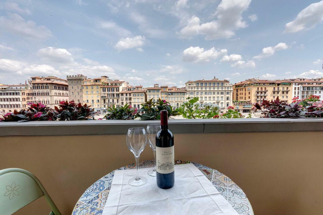 Historical Apartment Spectacular Arno View With Balcony From 12 Th Century. Florenz Exterior foto
