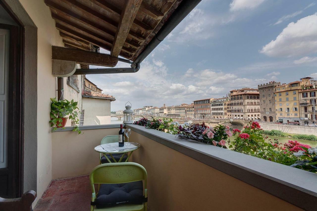 Historical Apartment Spectacular Arno View With Balcony From 12 Th Century. Florenz Exterior foto